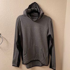 Nike Therma Hoodie